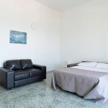 The Sea Outside By Wonderful Italy