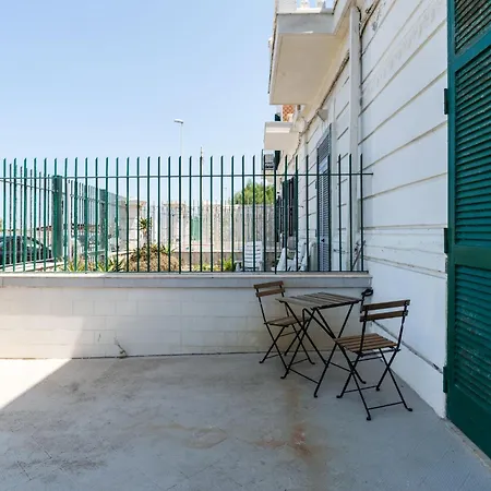 The Sea Outside By Wonderful Italy * 바리